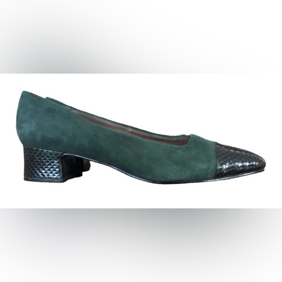 Corsina VTG green suede w blk block heel WM 7.5 N old money business casual - Picture 8 of 14